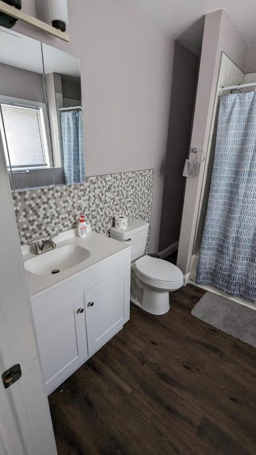 Private Room And Bathroom Providence Exteriör bild